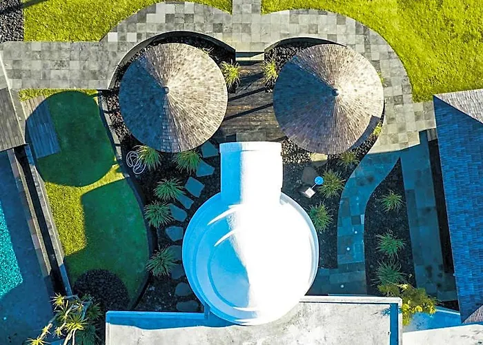 度假村 The Istana 乌鲁瓦图
